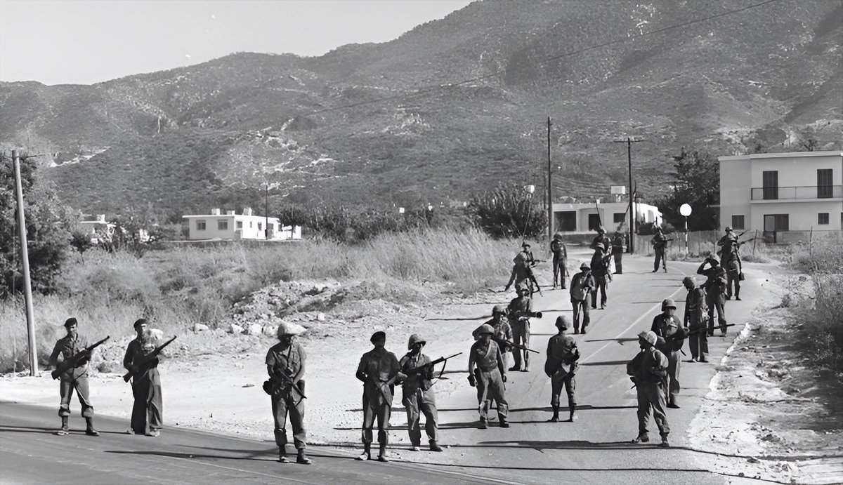 HistoryCyprus's tweet image. Η εισβολή της Τουρκίας στην Κύπρο (1974) παραβίασε το άρθρο 2(4) του Χάρτη του ΟΗΕ.
Η χρήση βίας απαγορεύεται απολύτως, ακόμη και από εγγυήτριες δυνάμεις. Πρόκειται για κανόνα jus cogens — αναγκαστικό δίκαιο, ανώτερο κάθε συμφωνίας.
#Κυπρος | #Cyprus | #Greeks