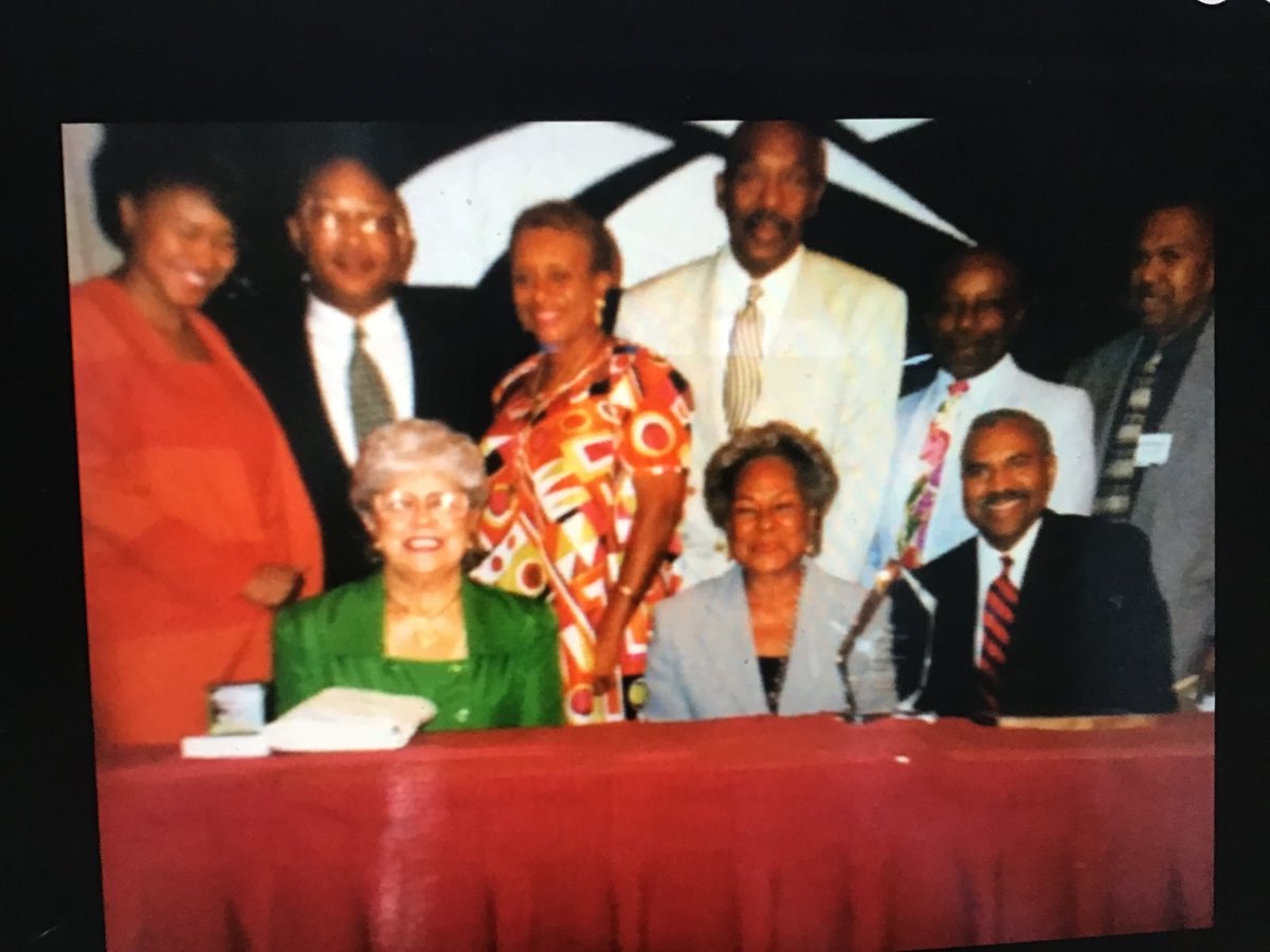 kicker34's tweet image. Happy 103rd birthday to Rachel Robinson, widow of Major League baseball pioneer Jackie Robinson. She is shown here seated next to me along with other honorees at the 1997 NABJ national convention in Chicago. Read about her remarkable career here: en.wikipedia.org/wiki/Rachel_Ro…