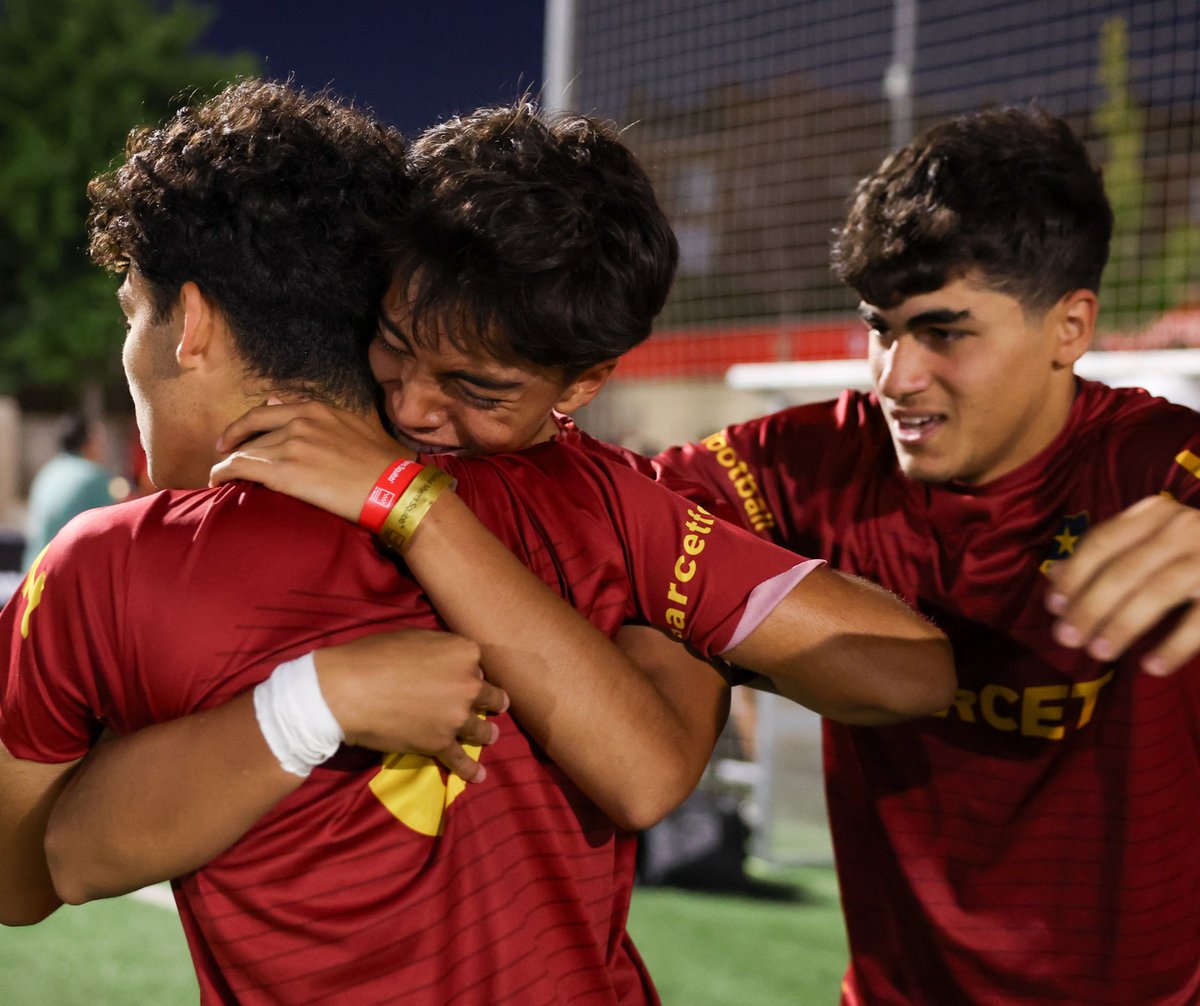 🔙 a la fiesta de <a href="/marcetfootball/">Marcet</a> 🥳🥰