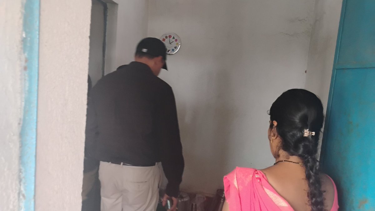 ushanker80's tweet photo. Today during the area visit with respected Deputy Development Commissioner  Dipankar Sir (IAS) I got the opportunity to participate in review meeting and AAY. PMAY  housing inauguration ceremony. https://t.co/KnTtquaDho