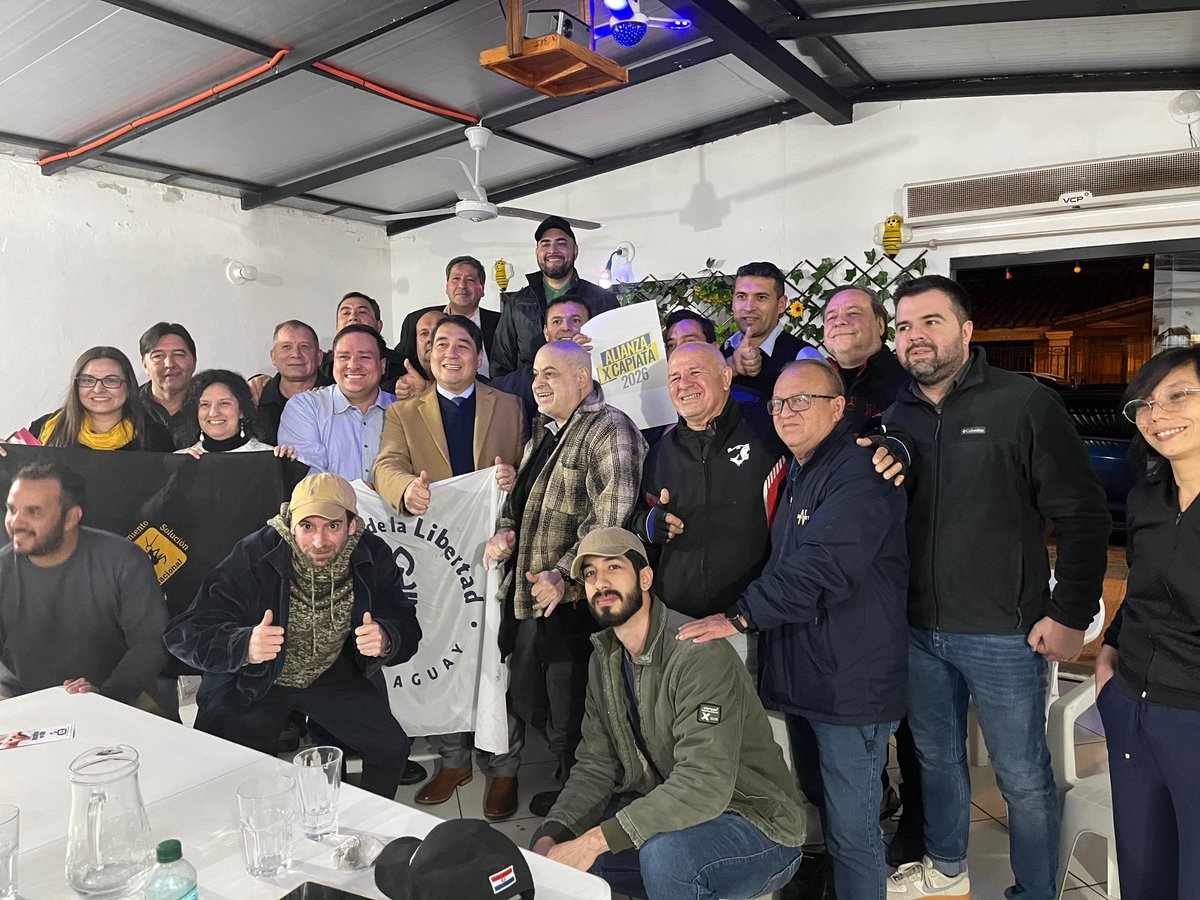 ¡ALIANZA POR CAPIATA!

Con compromiso, anunciamos que distintos partidos y movimientos hemos logrado unirnos de forma fraterna para ofrecer al pueblo una opción sólida, amplia y honesta para vencer al oficialismo.

Esta es una alianza construida con diálogo, respeto y pensando