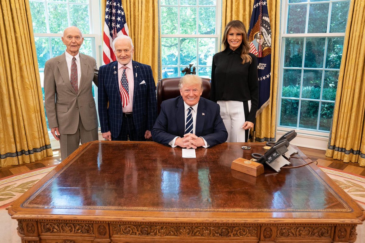 FirstLadyOffice's tweet image. On this Date 🗓️ July 19, 2019 - Celebrating the 50th Anniversary of the Apollo 11 Moon Landing (July 20, 1969) w/ astronauts Buzz Aldrin & Michael Collins. A proud moment at the @WhiteHouse honoring American innovation, exploration, and courage. 🇺🇸🚀🌑 @POTUS @FLOTUS @NASA