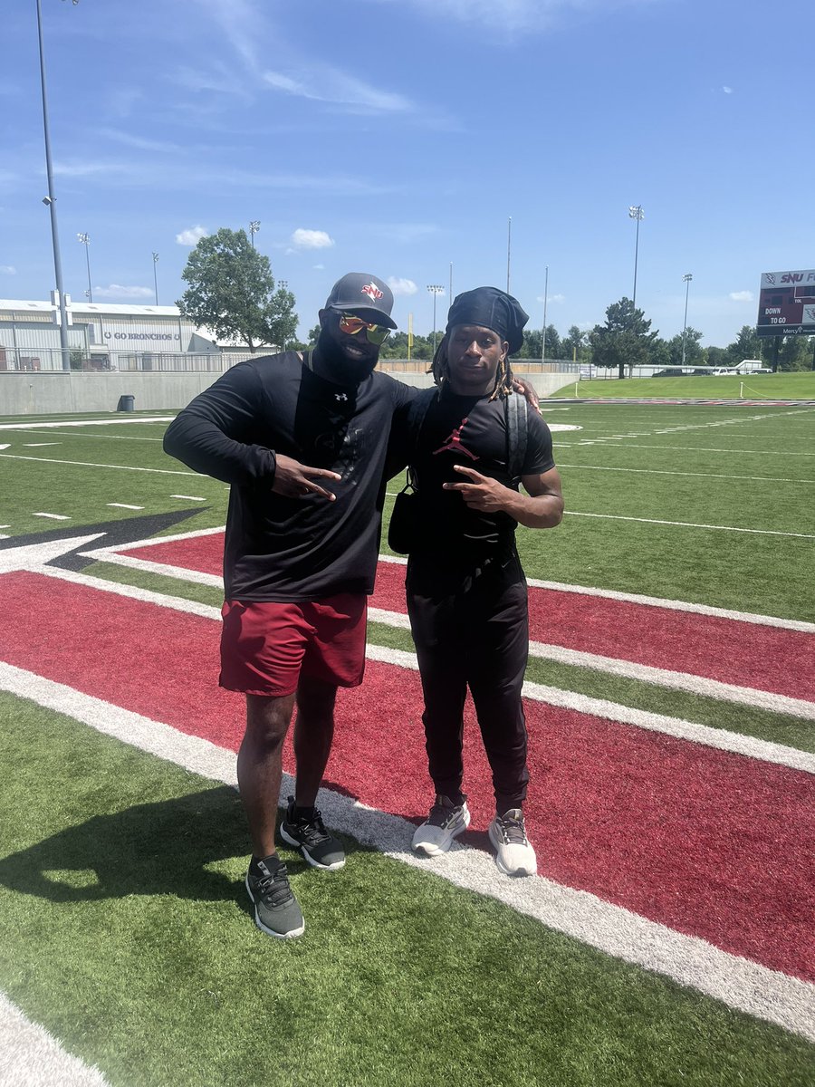 I just wanna say I had an amazing time at the SNU camp, I learned different things that I am able to take back home and work on my craft so I just wanna thank you coach for the invite.<a href="/Datcoachwest/">Datcoachwest</a> <a href="/SNUFootball/">SNU Football</a>