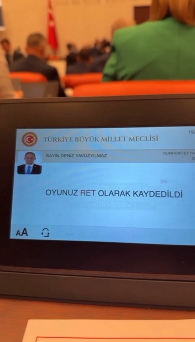 Adrese teslim zeytin katliamı kanun teklifine hayır dedik. 

AK Parti çoğunluğuyla kanun Meclisten geçse de, Anayasa Mahkemesi’nde görüşürüz!
