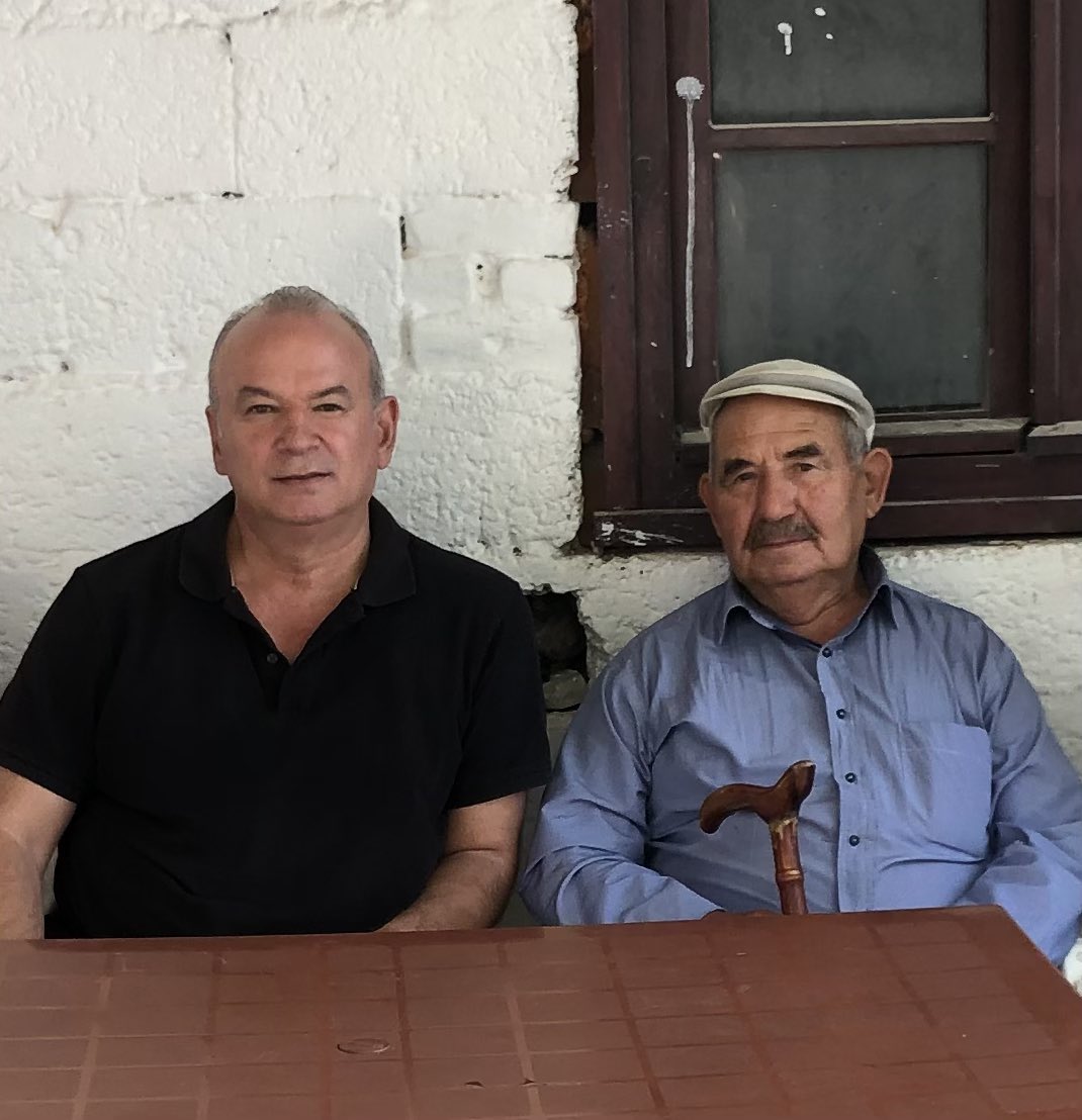 Bugün Demokratların kalesi #DenizovaKöyü’müzde ikamet eden emekli imam #İsmailUrhan hocamızın yakışıklı oğlu Salih’in mutlu gününe tanıklık ettik….
Bu arada belirteyim, kalenin direkleri oldukları yerde durmaya devam ediyor, haberiniz olsun….😉
<a href="/DpGultekinUysal/">Gültekin Uysal</a> <a href="/DPMugla/">DP Muğla İl Başkanlığı</a>