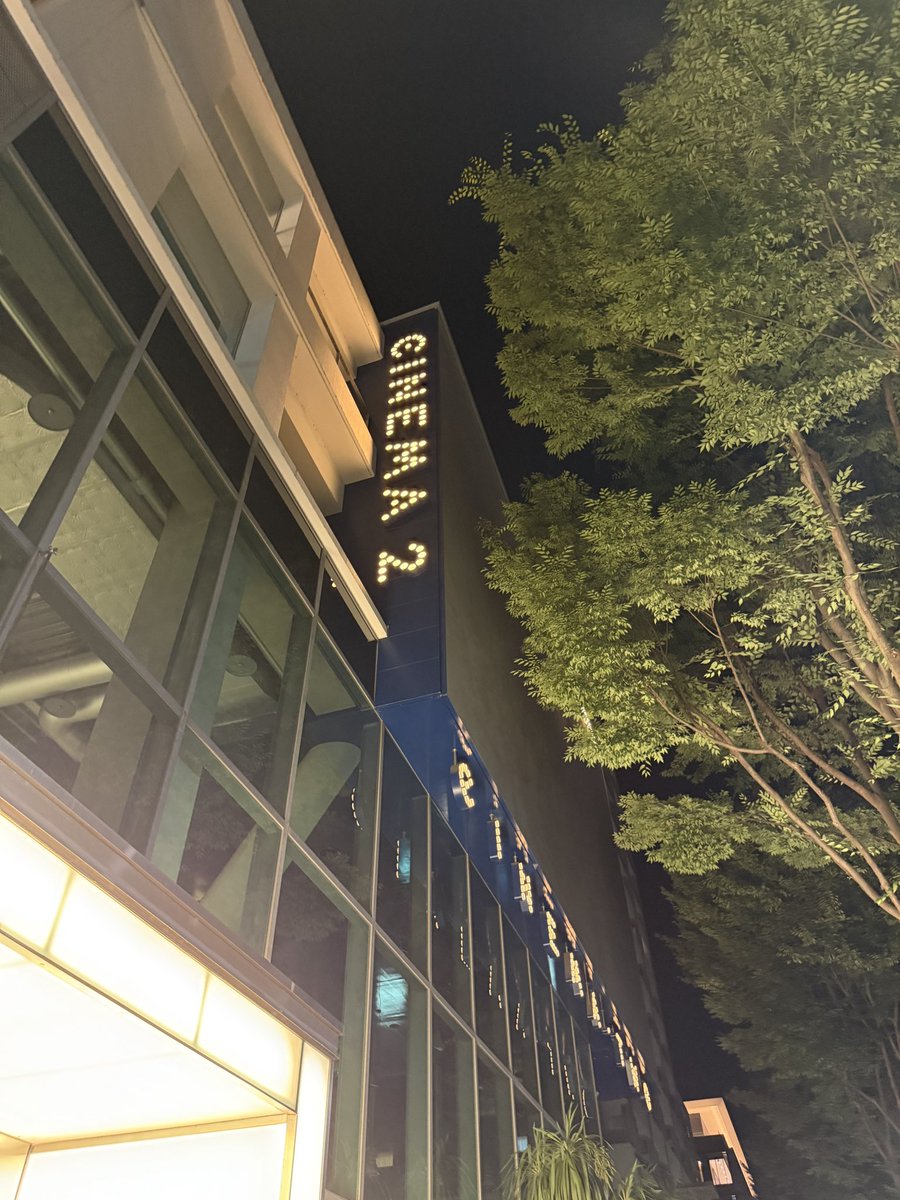 レイトショーで観るもんじゃないね。この時間に目ぇギンギンになったわ。
凄かった！！