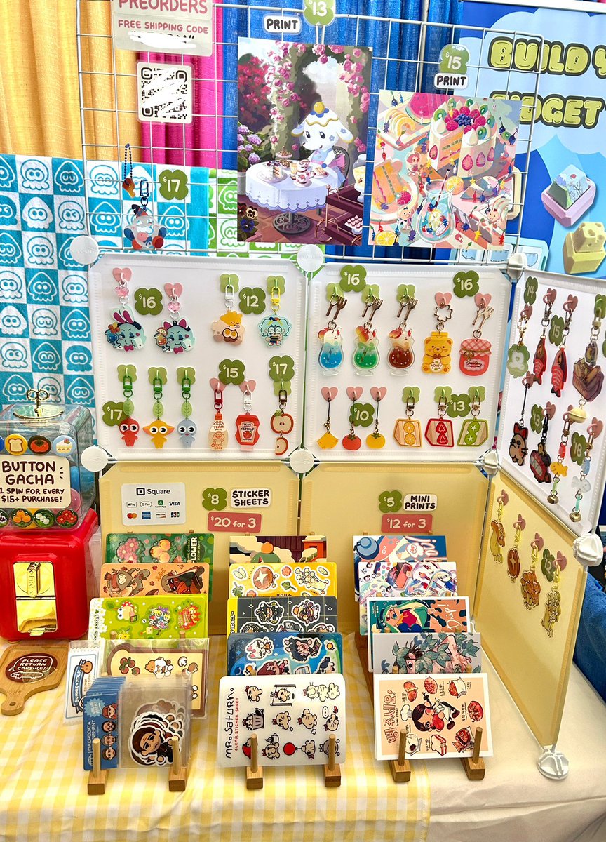 hhaelines's tweet image. all set up for Connecticon! Come find me at the Level 6 Daily Market at table A13!