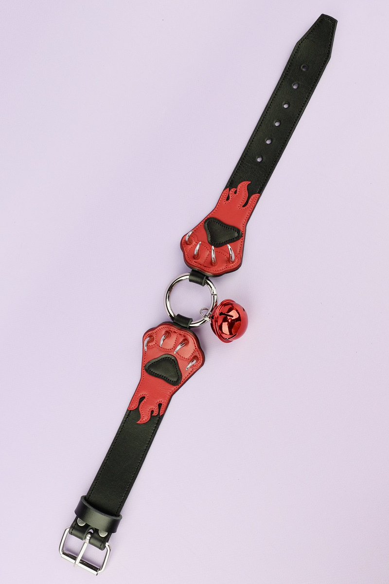 Sigida_plushies's tweet image. Why is the color combination red and black so attractive? 🖤❤️
This color combination captivates many. ❤️🔥
When placing an order, please indicate your neck circumference, if the collar needs to be made longer, we do not charge extra😊.
etsy.com/listing/156772…