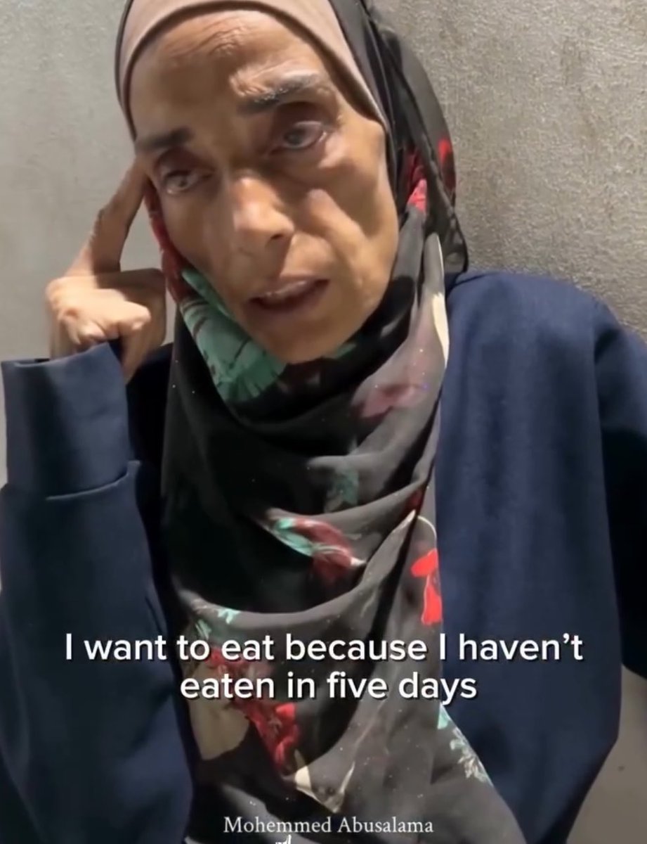GazaMartyrs's tweet image. “I want to eat because I haven’t eaten for five days”
Don’t ignore her voice.
she’s still hungry!