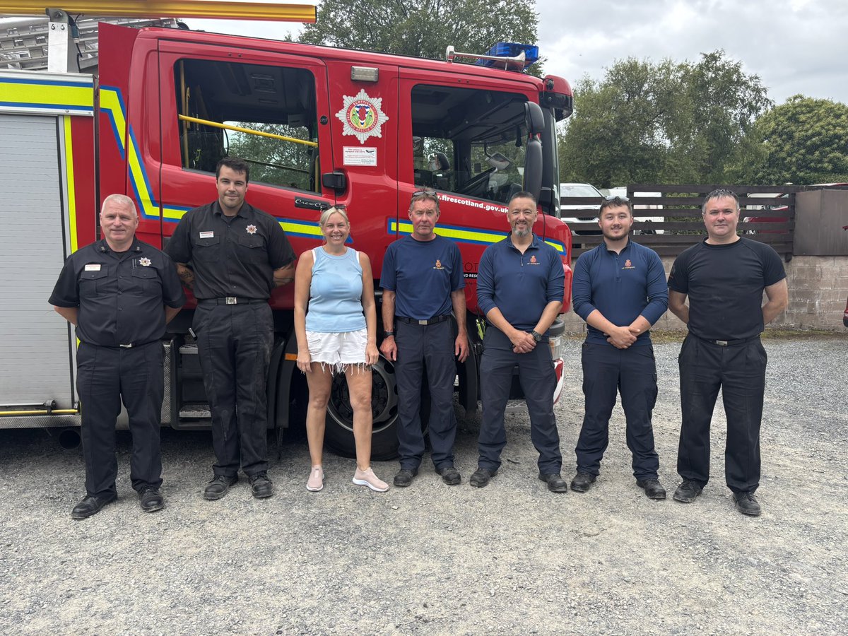 @DGfire.safety (@dgfire_safety) on Twitter photo Stranraer & Drummore crews along with Stranraer Coastguard attended annual open day at Drumlochart Caravan Park. We would like to thank Lyndsay and Robert for the very generous donation of ยฃ200 from the bar to be split between both services charities. <a href="/ScottIrving11/">Scott Irving</a> <a href="/scotfire_DG/">SFRS Dumfries & Galloway</a> Stranraer & Drummore crews along with Stranraer Coastguard attended annual open day at Drumlochart Caravan Park. We would like to thank Lyndsay and Robert for the very generous donation of ยฃ200 from the bar to be split between both services charities. <a href="/ScottIrving11/">Scott Irving</a> <a href="/scotfire_DG/">SFRS Dumfries & Galloway</a>