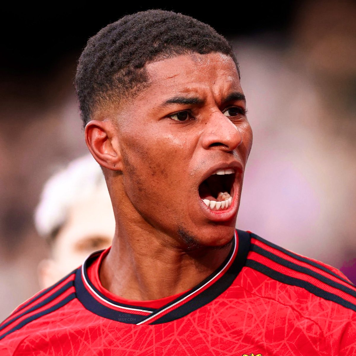 BlazquezFont's tweet image. Se mata entrenando para ganarse una oportunidad, rechaza otras ofertas, está dispuesto a rebajarse el sueldo lo que haga falta y apuesta por el Barça sin saber si podrá ser inscrito. Solo por actitud, Marcus Rashford ya se ha ganado el respeto de los culers. #FCBarcelona