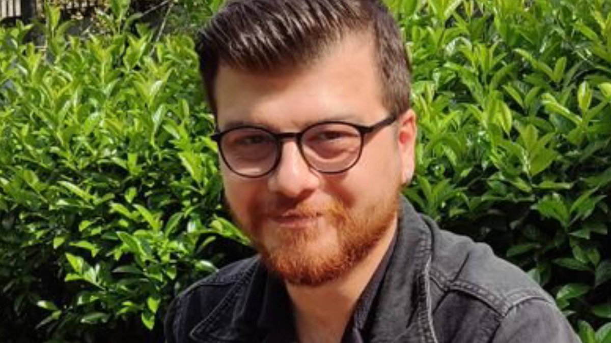 mlsaturkey's tweet image. 📌 Gazeteci Oğuz Bakır hakkında ev hapsi kararı
Bakır, CHP lideri Özgür Özel’in İBB soruşturmasını yürüten savcılardan biriyle ilgili açıklamalarını sosyal medyada paylaştığı gerekçesiyle gözaltına alınmıştı. Gazeteci hakkında konutu terk etmeme tedbiri uygulandı.
