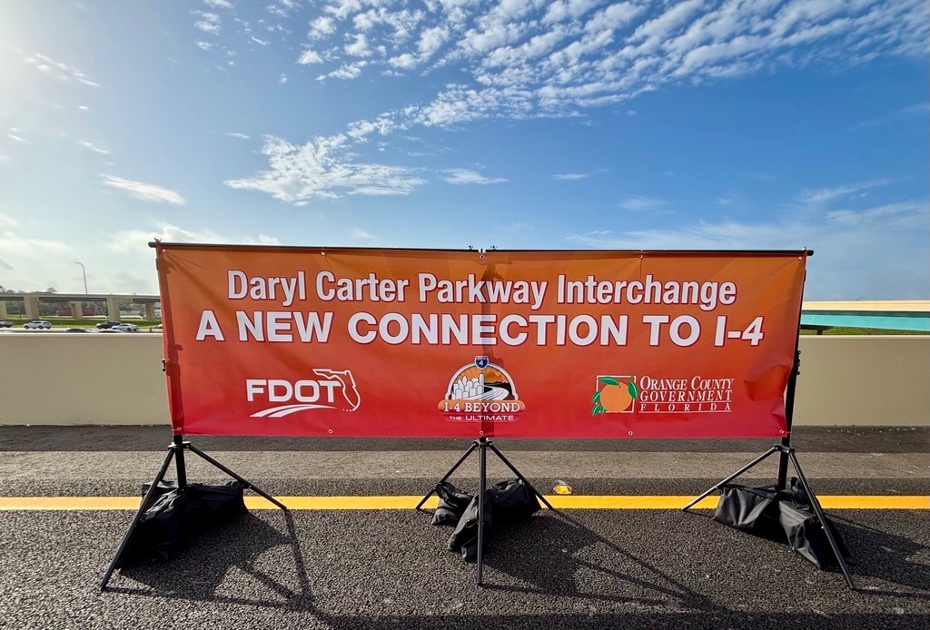 RepDarrenSoto's tweet image. During the 117th Congress, we helped secure $3.5B+ for the Beyond the I-4 Ultimate expansion through the American Rescue Plan & Infrastructure Law.
Last week, #TeamSoto was proud to attend the opening for the new I-4/Daryl Carter Parkway Interchange—a major milestone in…