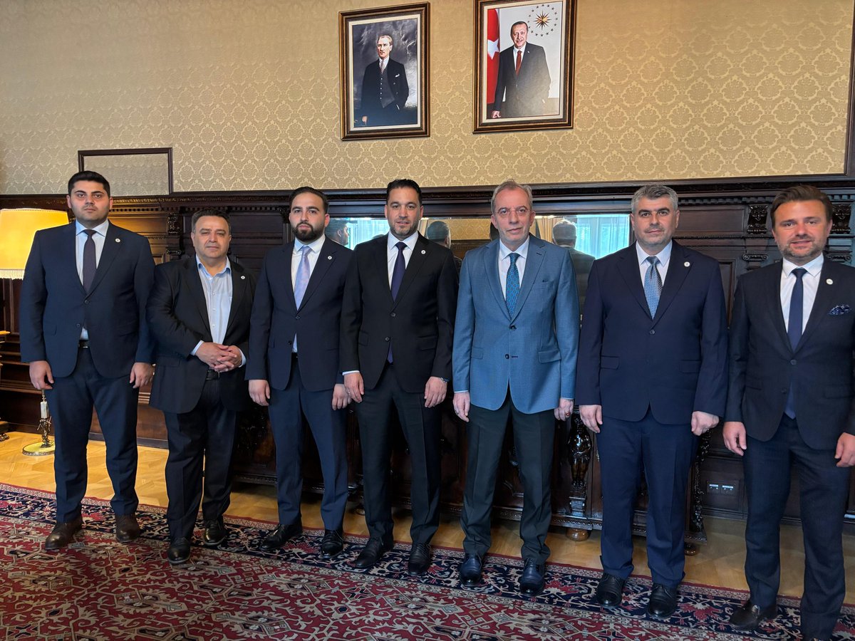📍Viyana - Avusturya 🇦🇹 

Bugün Avusturya Viyana’da 🇹🇷 Türkiye Cumhuriyeti 🇹🇷 Büyükelçimiz Gürsel Dönmez beyi teşkilatımızla birlikte ziyaret ettik.

📍 Sıla Yolu güzergâhında gerçekleştirdiğimiz bu ziyarette, Sayın Büyükelçimize yeni görevinden dolayı hayırlı olsun dileklerimizi