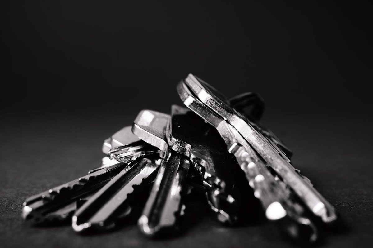 teronInTech's tweet image. Adding authorization to your Next.js app with Auth.js?
This post covers protecting routes & why middleware alone isn’t enough.
Check it out: teronbullock.com/how-to-add-use…
#SoftwareEngineer #Code #CodingJourney #100Devs #Dev #Nextjs