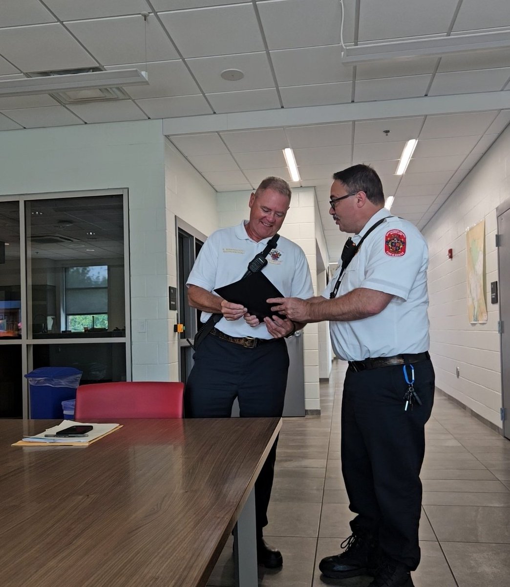 DavidPazos15's tweet image. Congratulations to Battalion Chief John Eric Ramacciotti on his completed 36yrs of service in @mcfrs. He was hired in 8/1989 and has been assigned to many stations and specialties in the Department. Congrats Eric. @mcfrsPIO