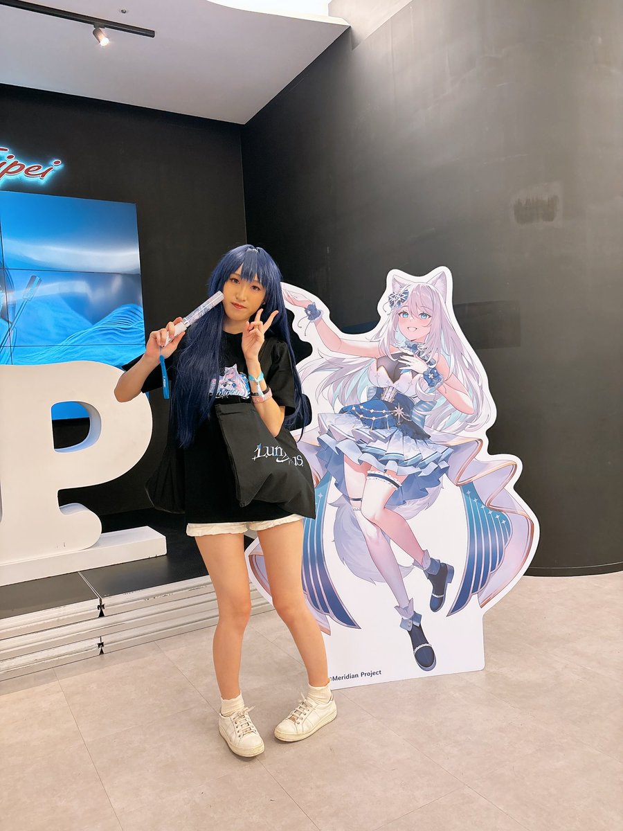 好，開心😭❤️‍🔥（語彙力無
人生第一次像這樣自己一個人跑去看演唱會，就獻給小浠了🫶🫶

而且這張照片還是阿毛幫我拍的，真的有夠幸運😭😭

#Mizuki1stSoloLive #Luminous #子午計畫