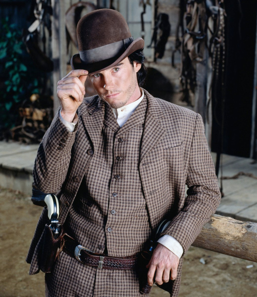 Magnificent7TV's tweet image. Happy birthday, Andrew Kavovit! 🎂
#JDDunne #AndrewKavovit #Magnificent7TV