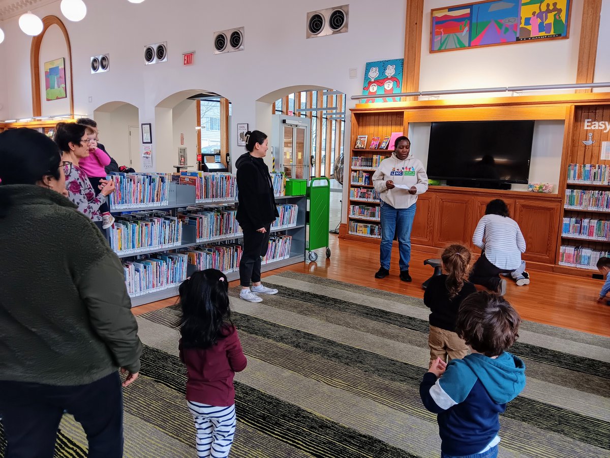 linc_nyc's tweet image. 🦉Whooo’s ready to read Staten Island families? Join us and our friends at @nypl's Stapleton Library for our "Red, White, and Whoo with Owls!" program. Stories, owl fun, literacy tips!
🗓️ 7/25
⏰ 10:30am
📍 132 Canal Street, Staten Island
Free RSVP: tinyurl.com/slsi25