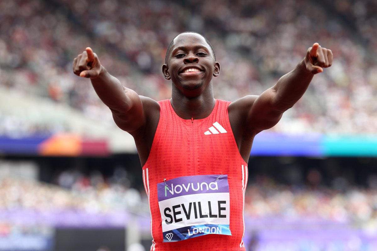 London_DL's tweet image. There's a new king in town 👑
Oblique Seville pulls off a huge upset, dominating the 100m from start to finish ⚡️
#LondonDL #DiamondLeague @_Novuna