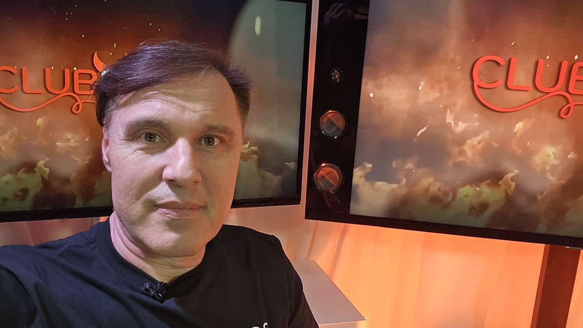 Listo para comenzar a entrevistar.
Programa «Club Fetish» de DarkFans.
<a href="/Darkfans_com/">Darkfans.com</a>