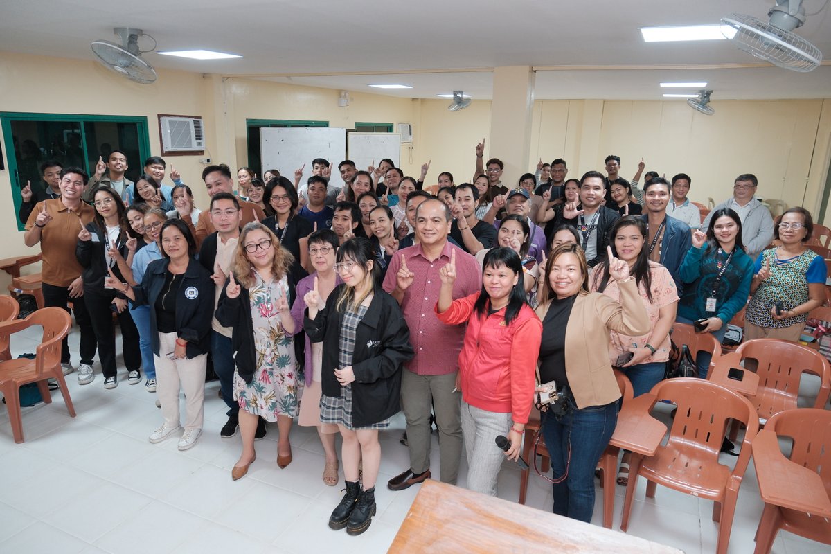 FreiSangil's tweet image. SLTCFI is now our official training partner! Take the #PDA, #HPDE, and #Learn2Code courses in SLTCFI! 
We will be rolling out upskilling programs for marginalized communities &  securing employment and business opportunities for them!
#OnBoardTheDigitalAge w/ #Layertech & #SLTCFI