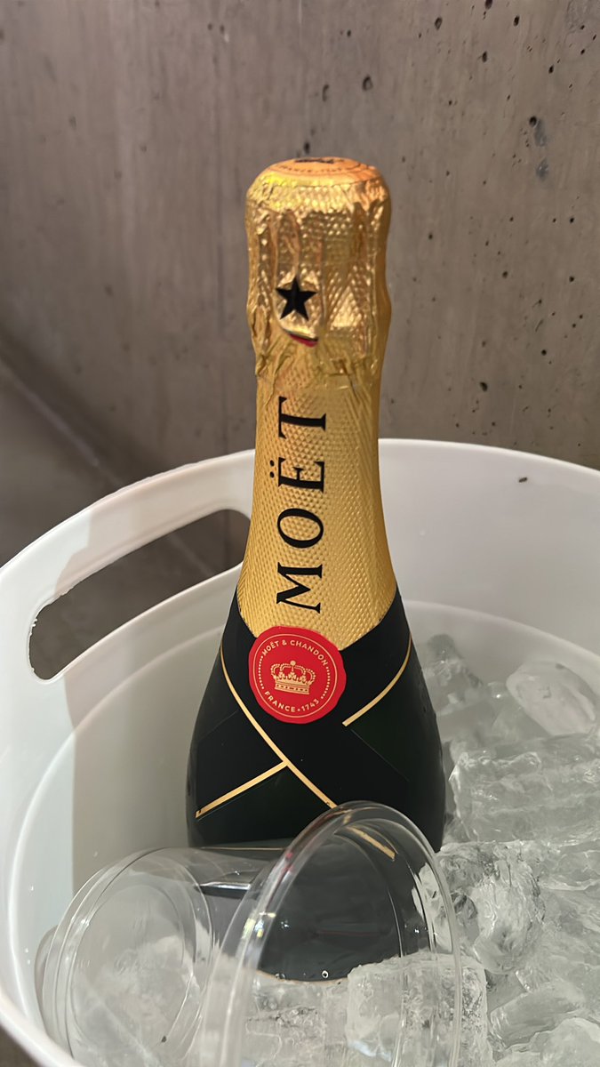 LesediMets's tweet image. Inside!!!!! Let’s go Bokke!! 🥳🥳🥳💃🏽💃🏽💃🏽 Mbombela!