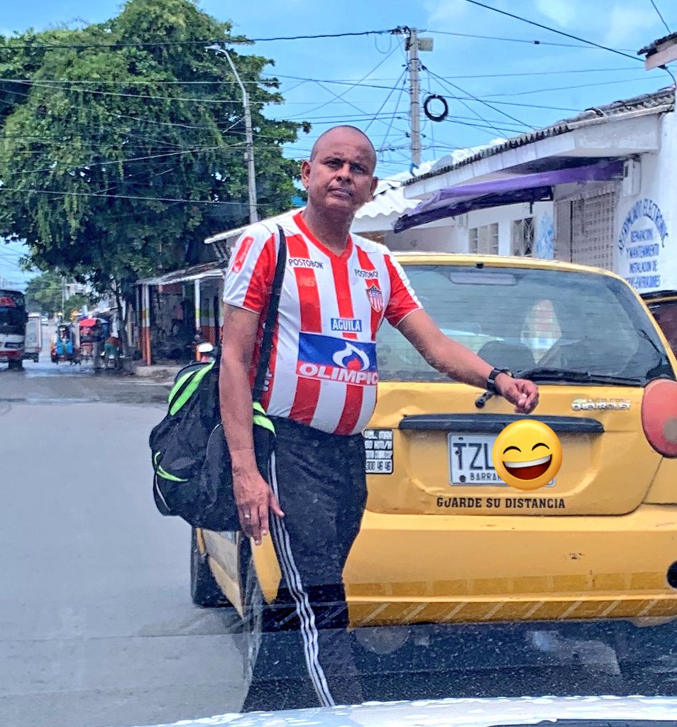 Opinion1924's tweet photo. Por un partido bueno empezando el campeonato, ya te vas a ilusionar con Junior ?

- Yo saliendo a las 6: 00 am de la casa https://t.co/m8OpntpMsf