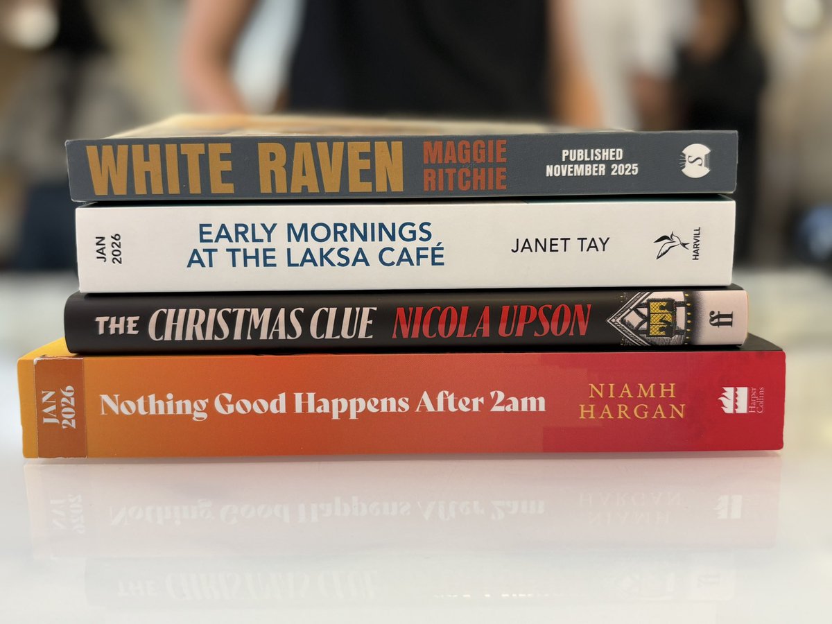 Matineegirl's tweet image. Hi bookpost! I keep expecting a sackful of proofs as post has been light this month…#BeCarefulWhatYouWishFor