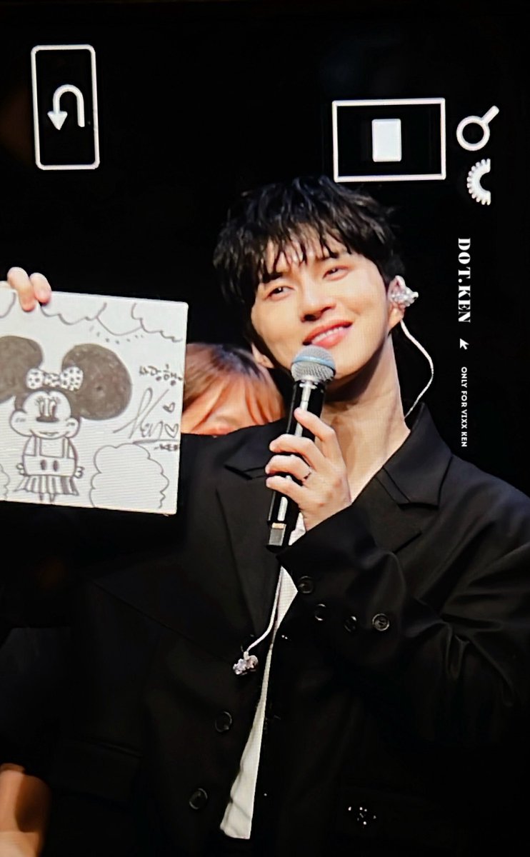 DOTKEN0406's tweet image. 250719 밋앤그릿 인 도쿄
#켄 #이재환 #LEEJAEHWAN @jaehwany0406
오늘도 기여웠엉🥰🥰🥰😆