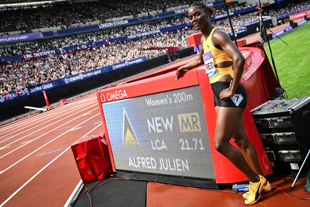London_DL's tweet image. Julien Alfred is fast, pass it on 💨
She made that 200m look easy 🫰
#londonDL #DiamondLeague @_Novuna