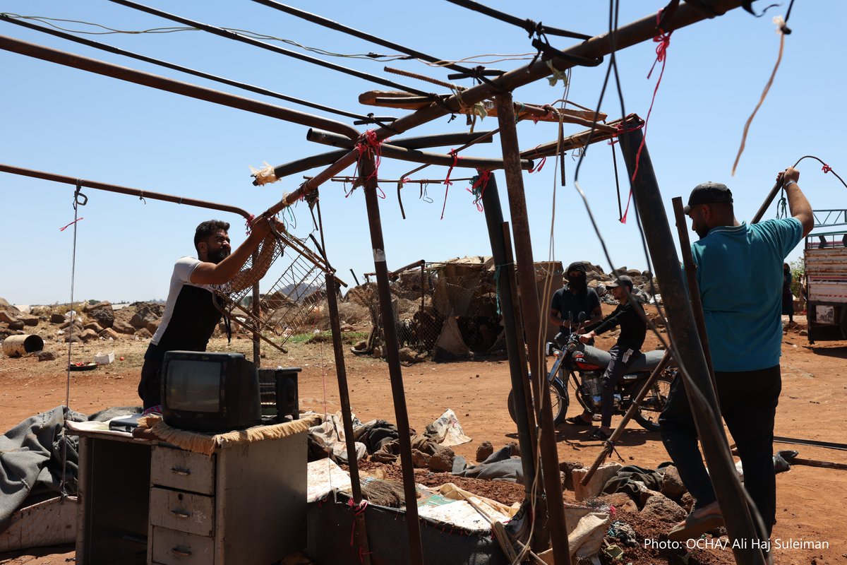 OCHA_Syria's tweet image. Hostilities in As-Sweida, southern #Syria, continue for over 6 days, causing casualties and displacement. Urgent needs:
🔹 Safe passage for civilians
🔹 Medical aid
🔹 Food and water
🔹 Protection for aid workers
More information in OCHA Flash Update No.1 bit.ly/4lZizSf