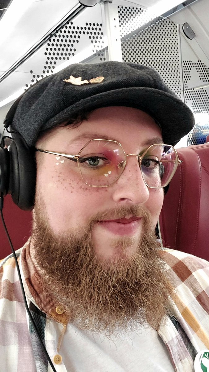 JW_Willie_Greve's tweet image. Op weg naar de Pride March!!

#pride #prideisaprotest #bi #nonbinary