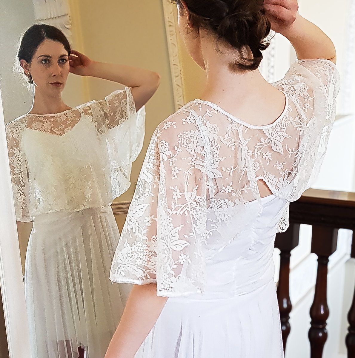 design_sewing's tweet photo. Today's sample drop is this gorgeous silk lace cape. Wear as bridal cover up, for a romantic date or with t-shirt and jeans - just because it looks so pretty!
https://t.co/GZxV6mHNTs
#Local #Drop #lacey #bridal #romanticdate #Bridal #bridalsale #casualstyle https://t.co/4fWlzCHB58