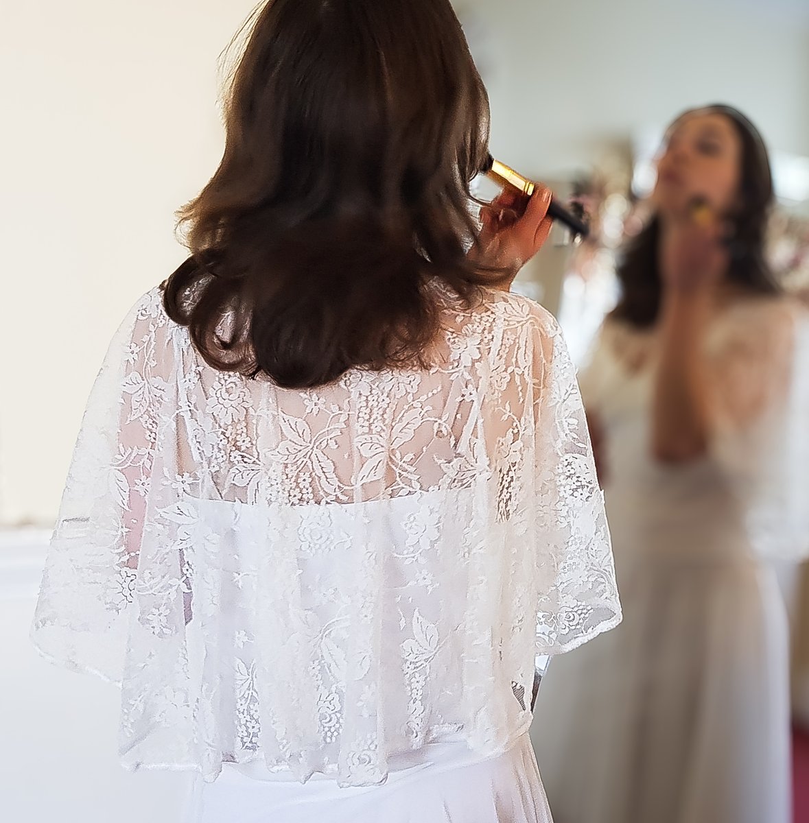 design_sewing's tweet photo. Today's sample drop is this gorgeous silk lace cape. Wear as bridal cover up, for a romantic date or with t-shirt and jeans - just because it looks so pretty!
https://t.co/GZxV6mHNTs
#Local #Drop #lacey #bridal #romanticdate #Bridal #bridalsale #casualstyle https://t.co/4fWlzCHB58
