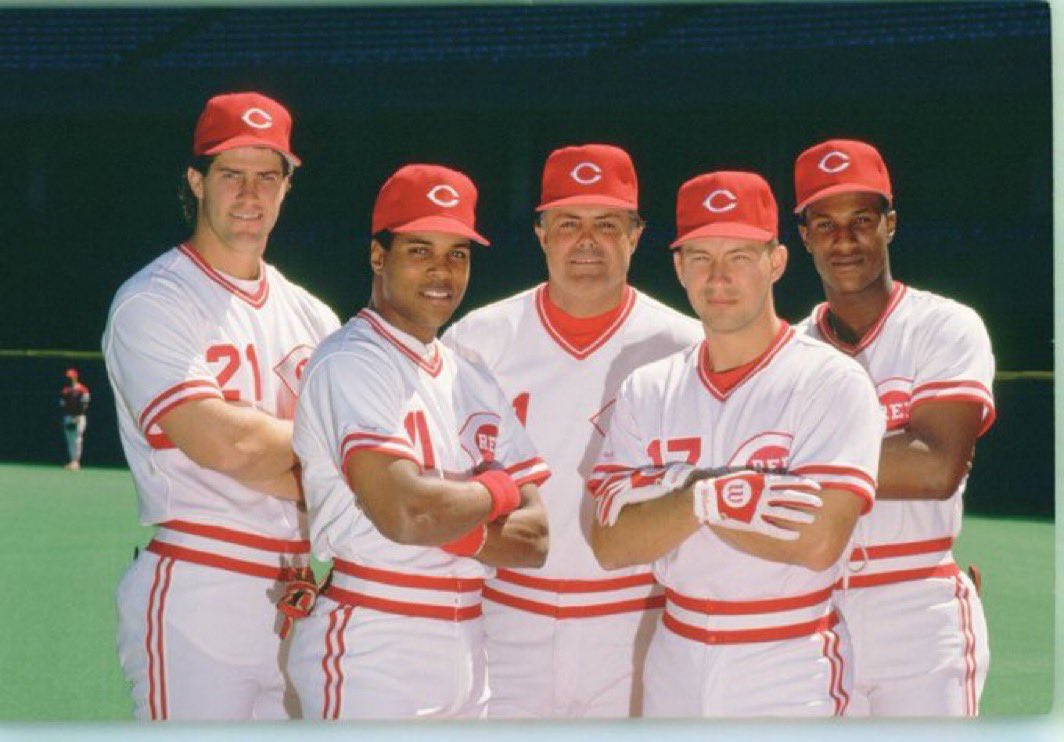 OleTimeHardball's tweet image. 1990 Cincinnati Reds

Paul O'Neil, Barry Larkin, Lou Pinella, Chris Sabo, and Eric Davis