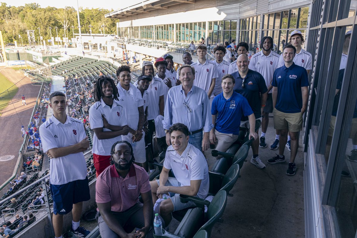 StJohnsBBall's tweet image. Great time last night at the @nyboulders game!! 🔴⛈️
#RedStorm