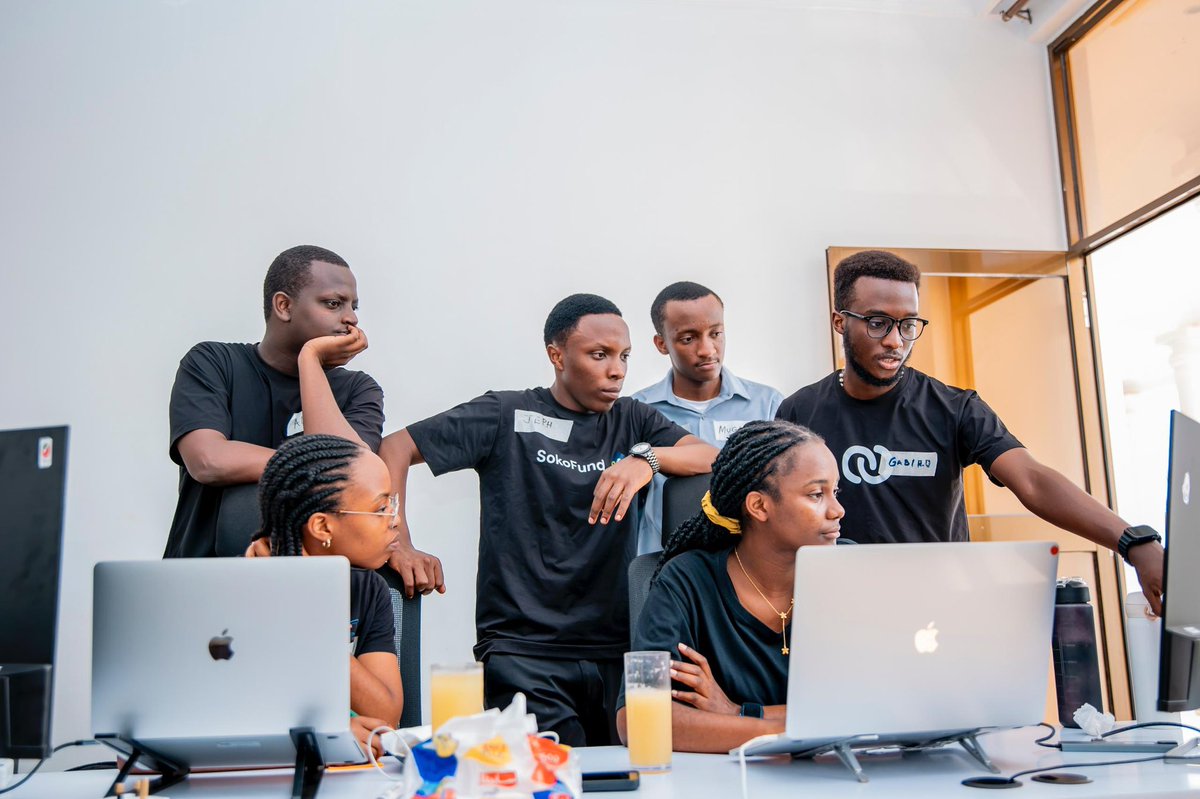 Jobra__'s tweet photo. Both Umurava and Ojemba's tech teams are collaborating at the #SummerHackathon, co-creating smart and practical solutions to help Rwandan talents work better and grow faster.
We'll be recognizing the top two teams, Therefore stay tuned to see the winners🥳
#Youth #hackathon https://t.co/alxTaXgb0B