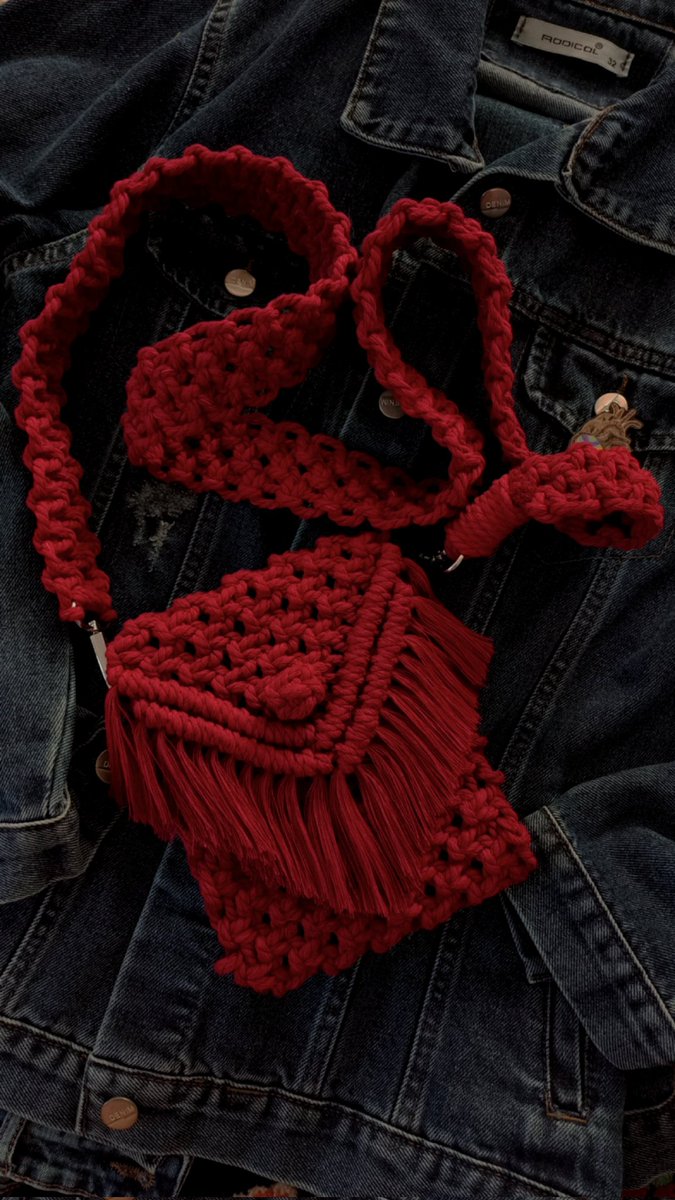 میرا روباهه tweet media