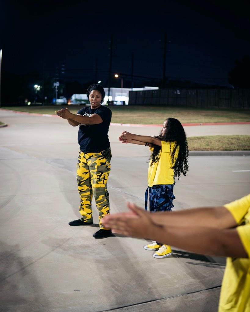 OrderMyStepsTX tweet media