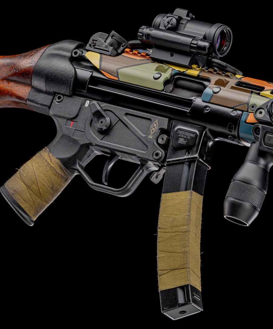 AimpointUSA's tweet image. Trench Fighter.

Featured optic, Comp® M5s
aimpoint.info/3rWaym9 

📷: @cinematicarms

NOT A FIREARMS SALE⁠

#aimpoint #compm5s #alwaysready #alwayson #reddotsight #reddot #reddotoptic #compactsight