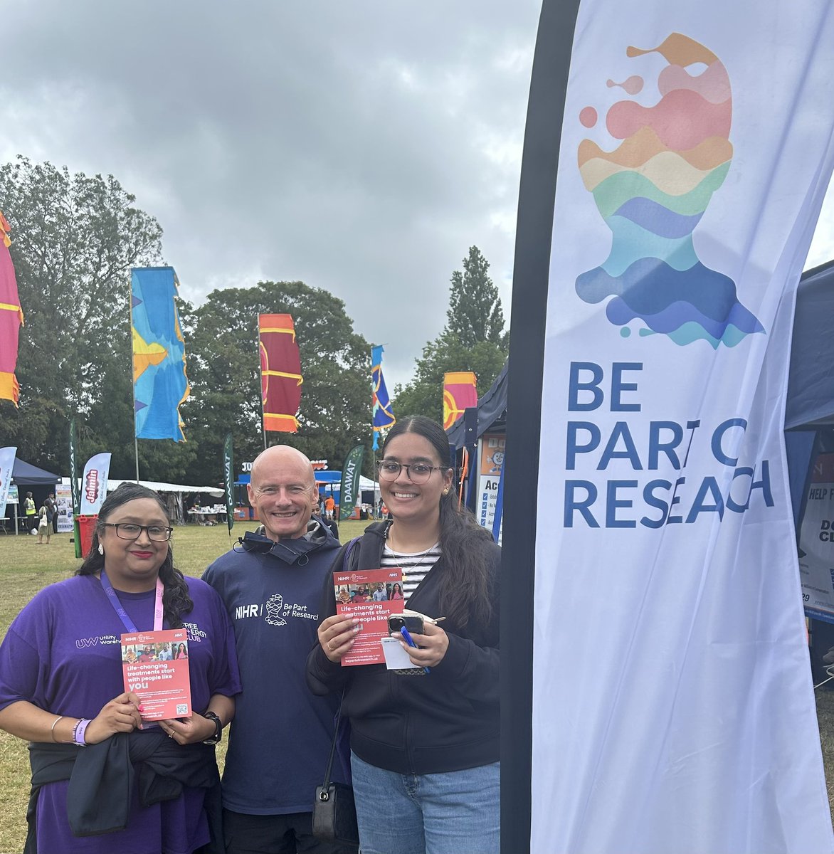 NIHRrdn's tweet image. Mum of one Surinder (L) is diabetic and would recommend anyone to #BePartofResearch. She said: "Getting involved in research is a brilliant idea and I'll be signing up to join a diabetes trial. I'm a teacher and will ask my colleagues to join too."