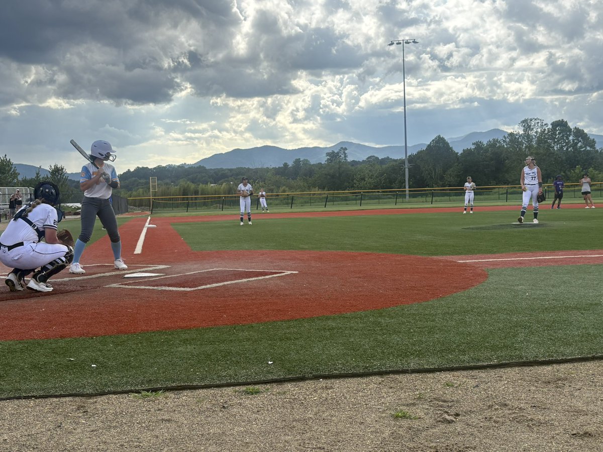 Team TN did awesome in Asheville NC. We went 3 wins-1 loss.