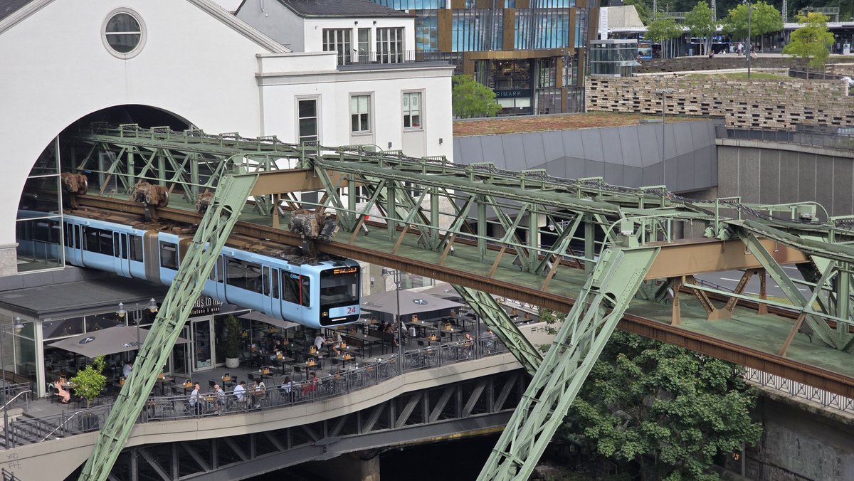 A most convenient hotel window allows a view over the Hauptbahnhof interchange.