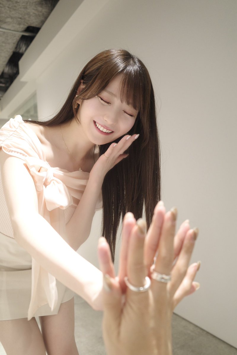 otani_emiri's tweet image. YouTube生配信ありがとうございました💓
そして登録者数20万人突破〜〜😭🎉
これからもゆる〜い動画にお付き合い下さい💭
改めて #みりにゃ20万人 (*ᴗˬᴗ)⁾⁾感謝♡