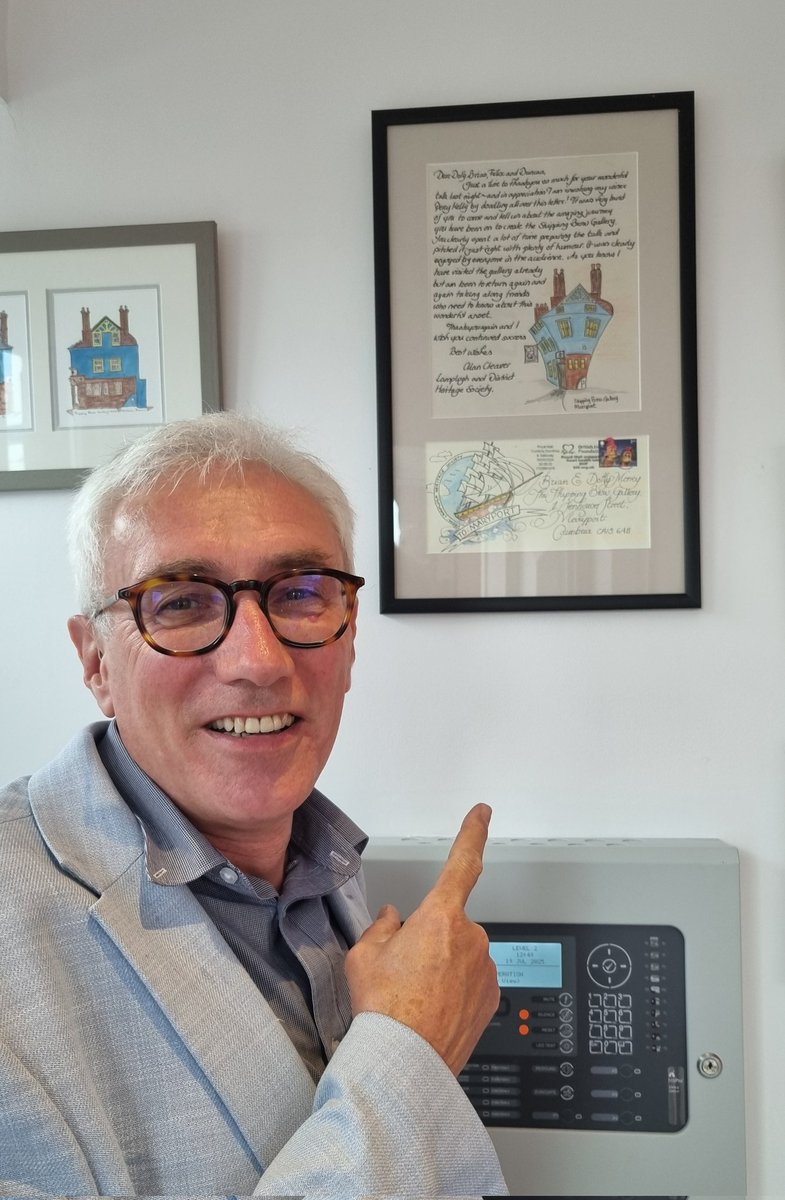 thelonningsguy's tweet image. Can you believe that @ShippingBrow Gallery in Maryport wasted money framing one of my letters?! Fortunately once you get past that you can view the work of real artists such as #paintedletter patron saint, Percy Kelly, William Mitchell, Alan Roper and @nightingalesang #Cumbria