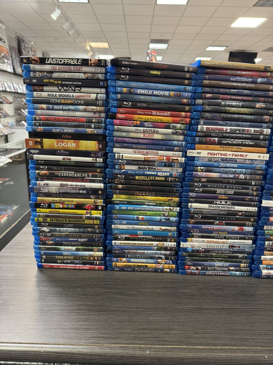 Big batch of blu ray and some 4k came into the store yesterday!