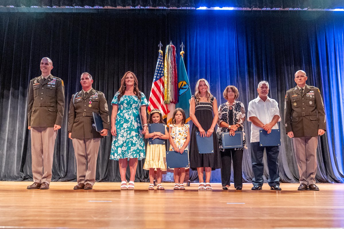 MCoEFortBenning's tweet image. Honoring years of commitment and sacrifice.
Retiring #Soldiers were celebrated this week at our bi-monthly retirement ceremony, leaving a legacy of strength and service for our country.
.
.
For more pictures, visit 🔗 fortbenning.smugmug.com/Fort-Benning-P…