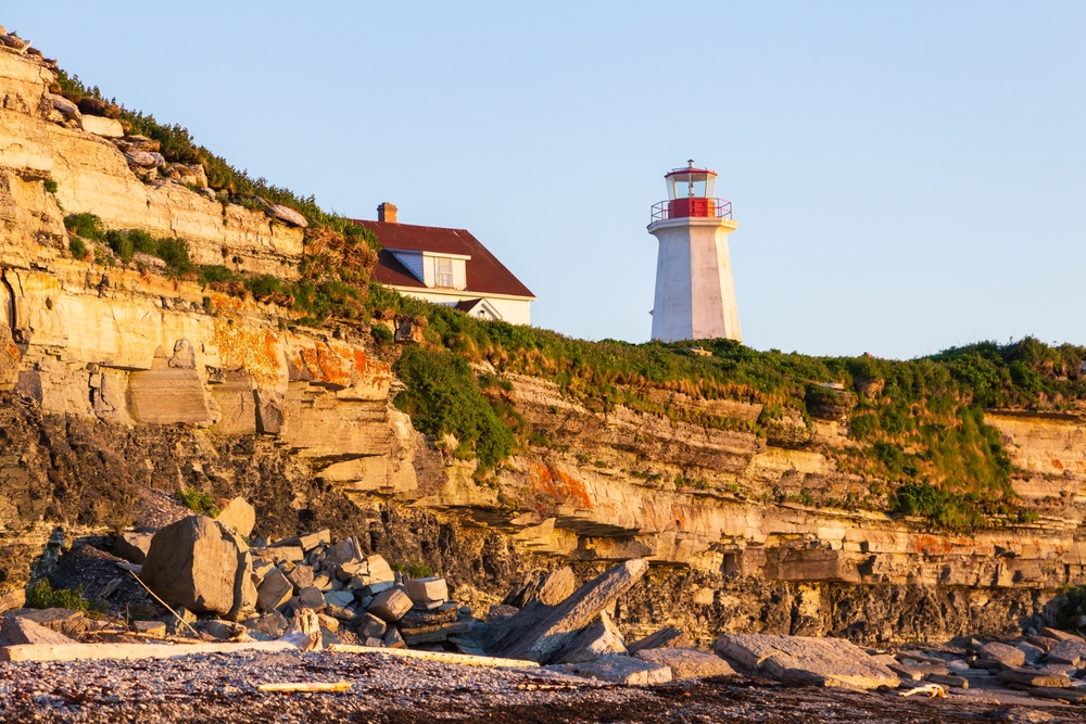 Canada's tweet image. Happy #ParksDay Canada! From rugged coastlines to serene forests to glacial expanses, Canada’s parks are where nature, adventure, and community come together. Celebrate by exploring the wild beauty that makes this country so special. What's your favourite Canadian park? 🏞️🌲🌊⬇️