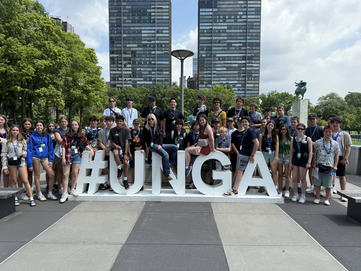 Greg Lawson (@glaws075) on Twitter photo Students loving NYC and all the experiences it has to offer. Another successful EduTravel Civ/Car in the books. Students loving NYC and all the experiences it has to offer. Another successful EduTravel Civ/Car in the books.